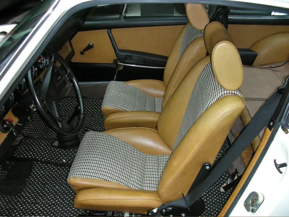 Vehicle Image 4 - 1973 Porsche 911E