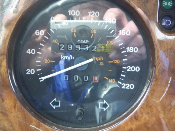 Vehicle Image 15 - 1987 Rolls Royce Silver Spirit