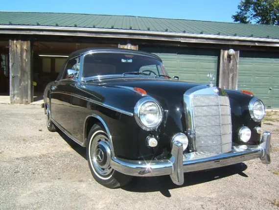 Vehicle Image 25 - 1959 Mercedes-Benz 220SE Cabriolet