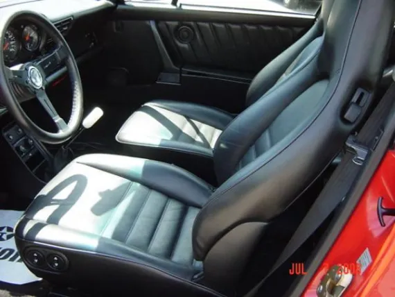 Vehicle Image 4 - 1987 Porsche 911