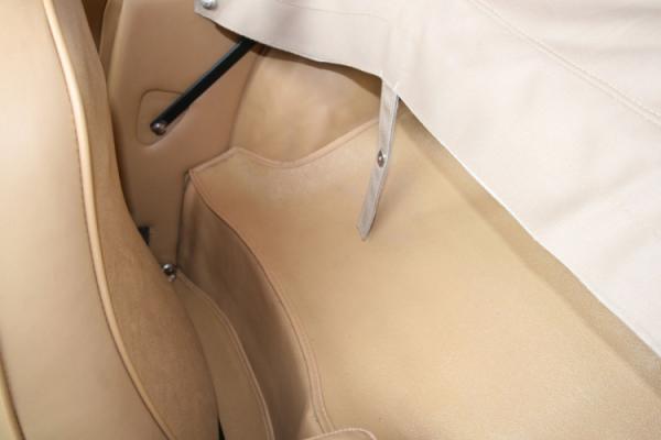 Vehicle Image 17 - 1969 Jaguar E Type Roadster