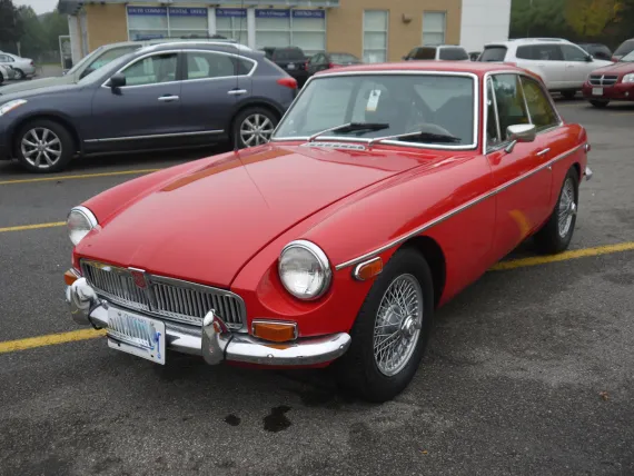 Vehicle Image 16 - 1974 MGB GT Coupe with Overdrive