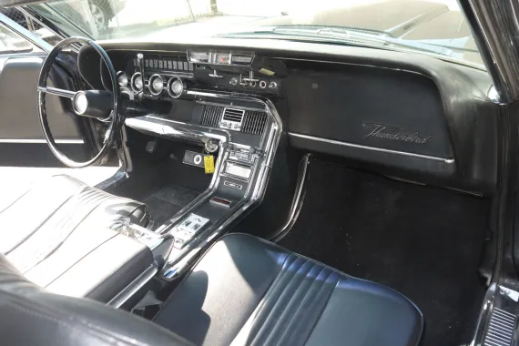 Vehicle Image 12 - 1965 Ford Thunderbird Convertible
