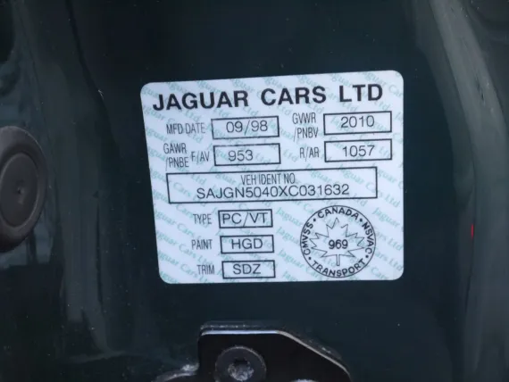 Vehicle Image 14 - 1999 Jaguar XK8 Coupe