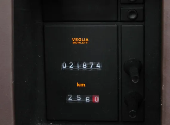Vehicle Image 1 - 1991 Ferrari Testarossa