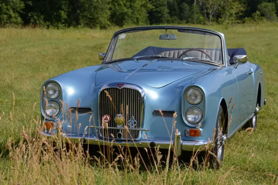 Vehicle Image 3 - 1964 Alvis TE 21 Drophead LHD