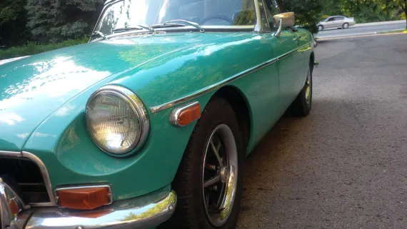 Vehicle Image 5 - 1972 MGB Roadster