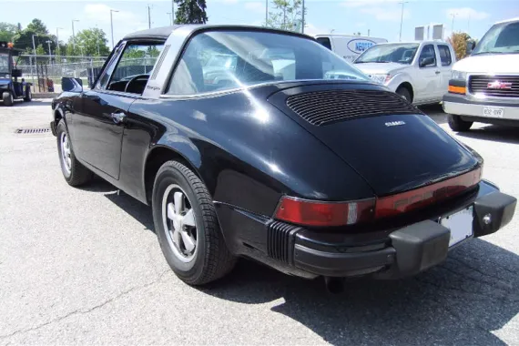 Vehicle Image 32 - 1975 Porsche 911S Targa