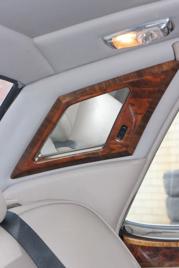 Vehicle Image 12 - 1991 Bentley Turbo R