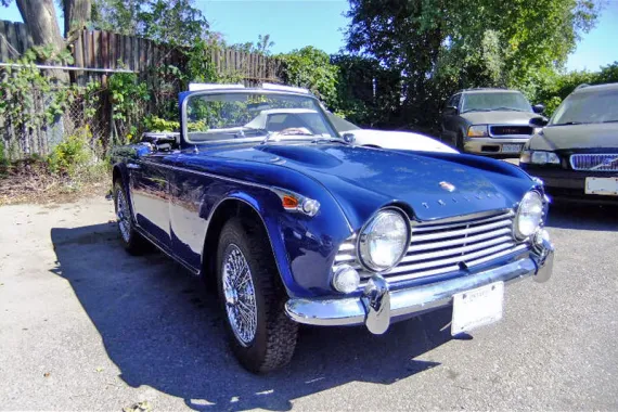 Vehicle Image 4 - 1967 Triumph TR4A IRS
