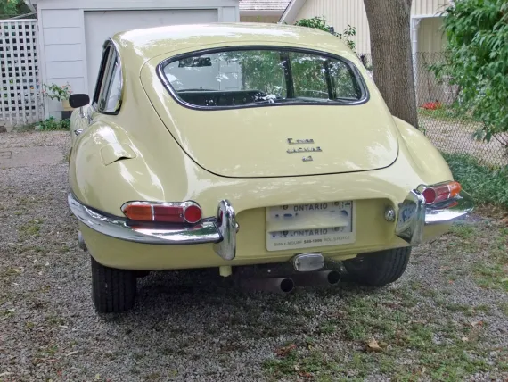 Vehicle Image 25 - 1968 Jaguar E Type 2+2 Manual Transmission