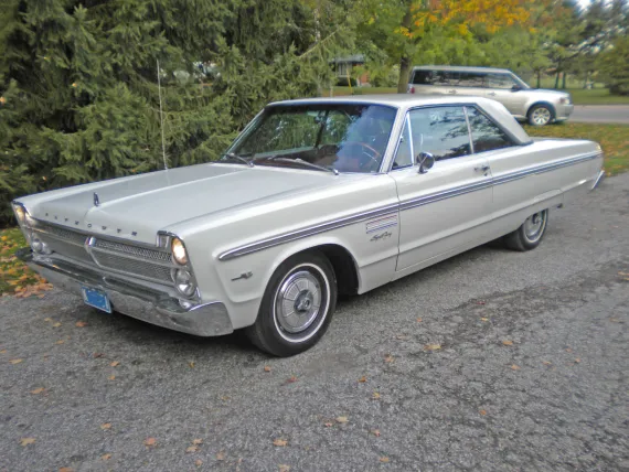 Vehicle Image 9 - 1965 Plymouth Sport Fury with Commando 383 with A/C