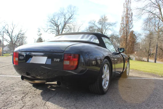 Vehicle Image 32 - 1993 TVR Griffith 430