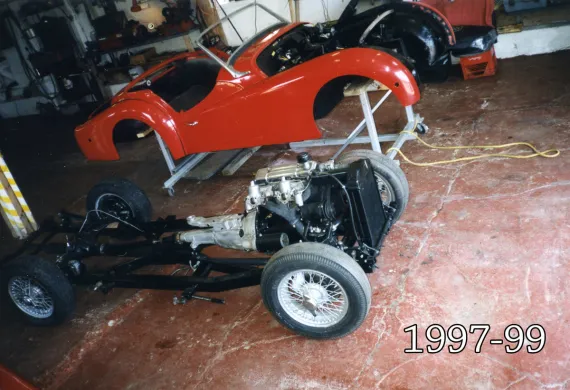 Vehicle Image 2 - 1959 Triumph TR3A