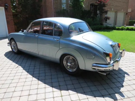 Vehicle Image 6 - 1963 Jaguar MkII LHD restored