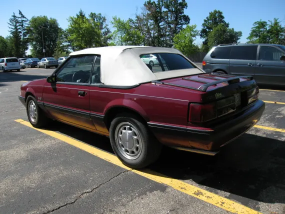 Vehicle Image 11 - 1987 Ford Mustang Convertible