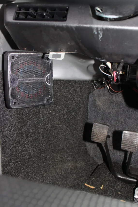Vehicle Image 16 - 1977 Volkswagen Beetle w Air Conditioning PRISTINE