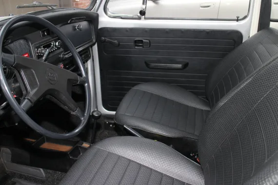 Vehicle Image 23 - 1977 Volkswagen Beetle w Air Conditioning PRISTINE