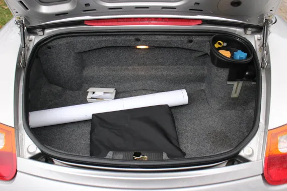 Vehicle Image 3 - 1997 Porsche Boxster