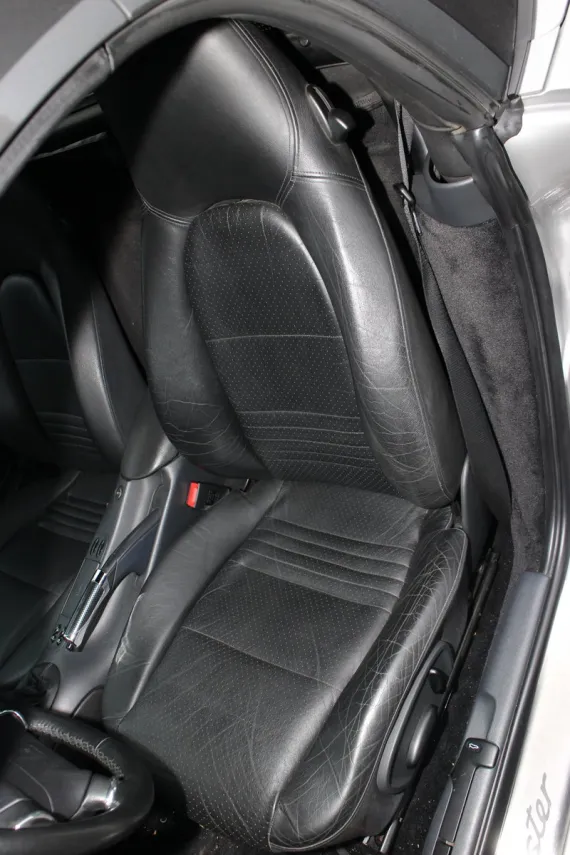 Vehicle Image 6 - 1997 Porsche Boxster