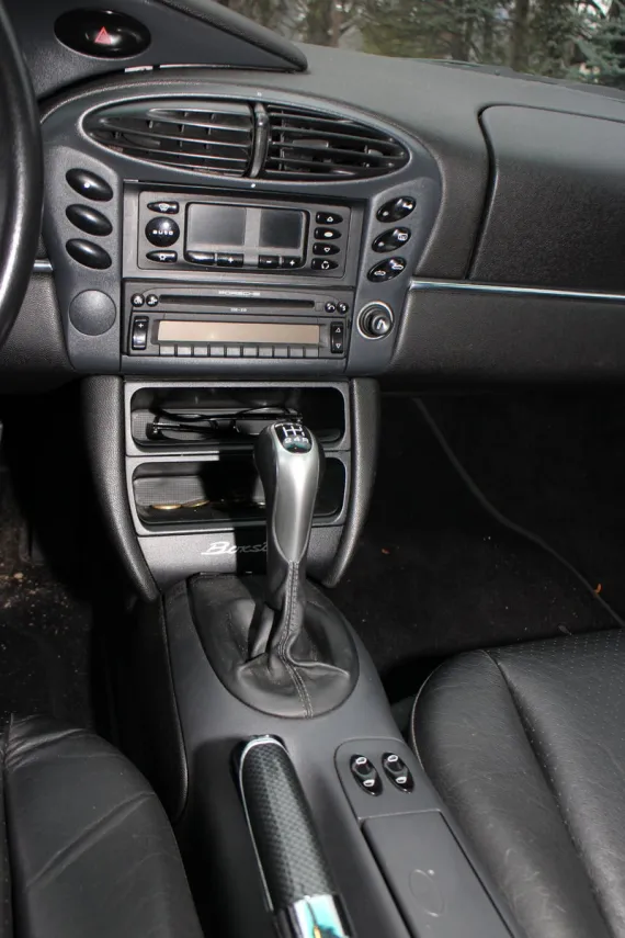 Vehicle Image 7 - 1997 Porsche Boxster