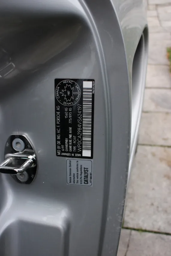 Vehicle Image 9 - 1997 Porsche Boxster