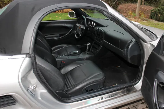 Vehicle Image 13 - 1997 Porsche Boxster