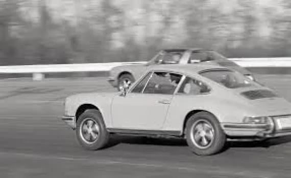 Vehicle Image 1 - 1965-1973 Porsche 911E