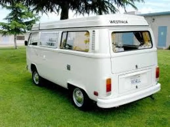 Vehicle Image 1 - 1969-1981 Volkswagen Transporter Campmobile