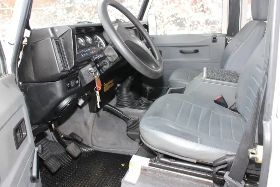 Vehicle Image 10 - 1997 Land Rover Defender 110 LHD