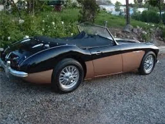 Vehicle Image 1 - 1956-1957 Austin Healey 100-6 BN4