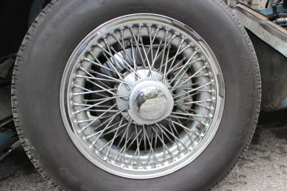Vehicle Image 10 - 1970 Jaguar E-Type Roadster