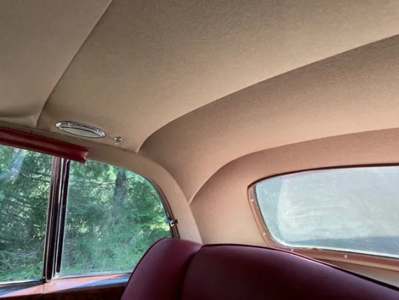Vehicle Image 3 - 1961 Bentley S2 LWB without divider