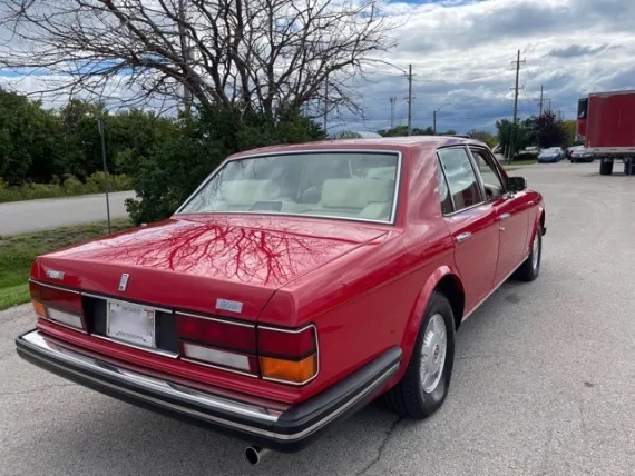 Vehicle Image 11 - 1988 Bentley 8