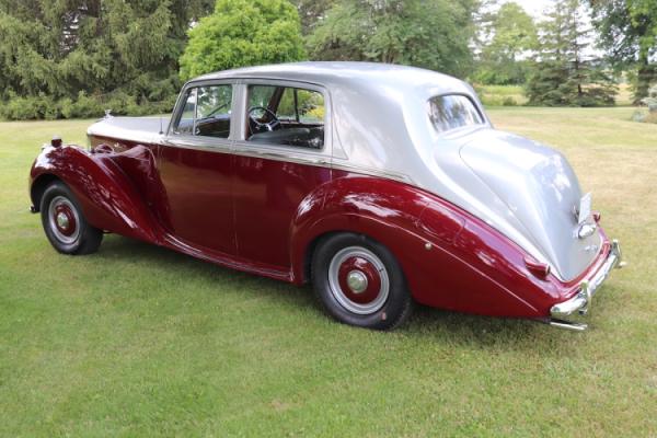 Vehicle Image 11 - 1954 Bentley R-Type