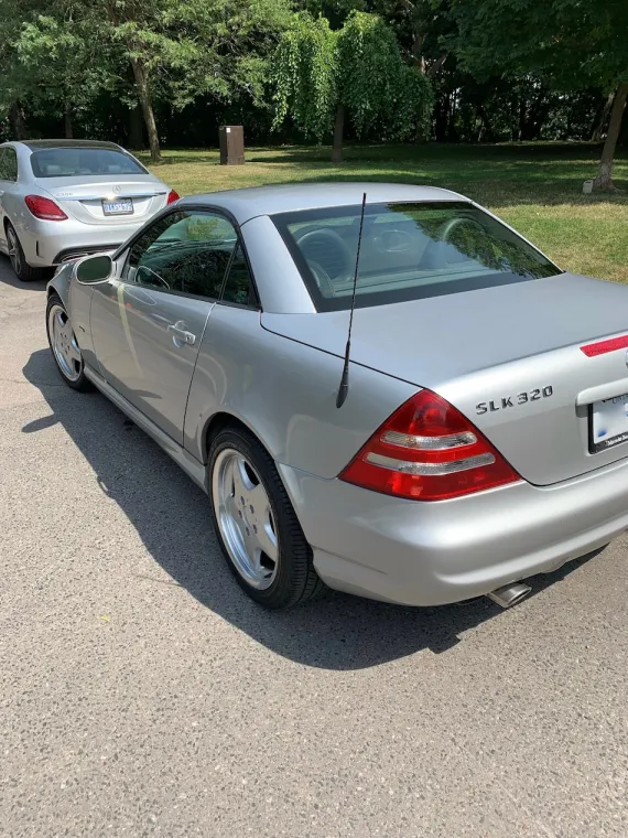 Vehicle Image 12 - 2001 Mercedes-Benz SLK 320 Sport