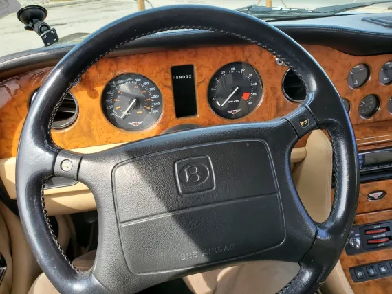 Vehicle Image 10 - 1997 Bentley Brooklands