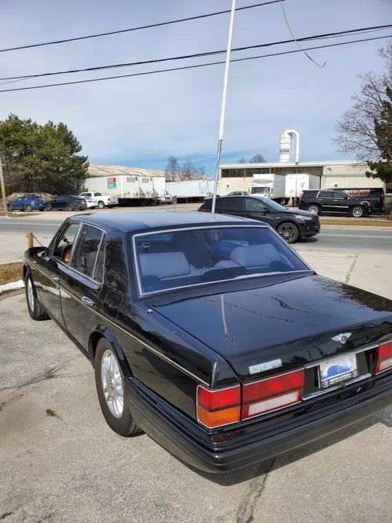 Vehicle Image 13 - 1997 Bentley Brooklands