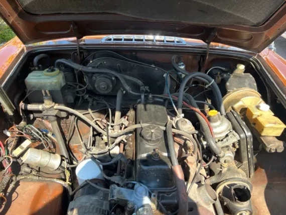 Vehicle Image 3 - 1980 MG B with overdrive