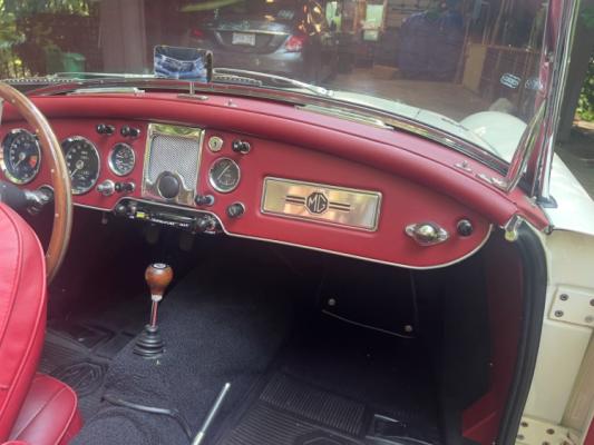 Vehicle Image 10 - 1962 MGA 1600 MkII Roadster