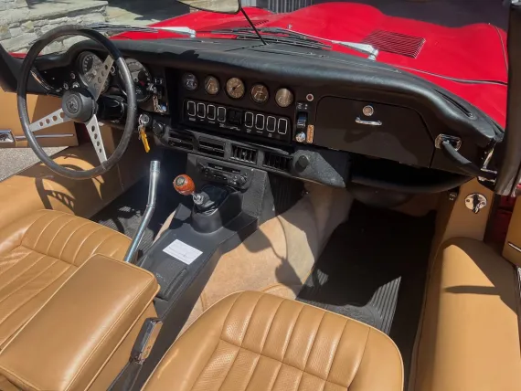 Vehicle Image 8 - 1974 Jaguar E-Type Roadster