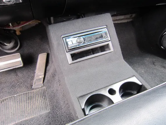 Vehicle Image 8 - 1961 Cadillac Series 62 w. Air Ride Suspension