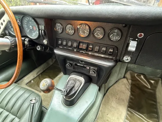 Vehicle Image 9 - 1970 Jaguar E Type Roadster BRG