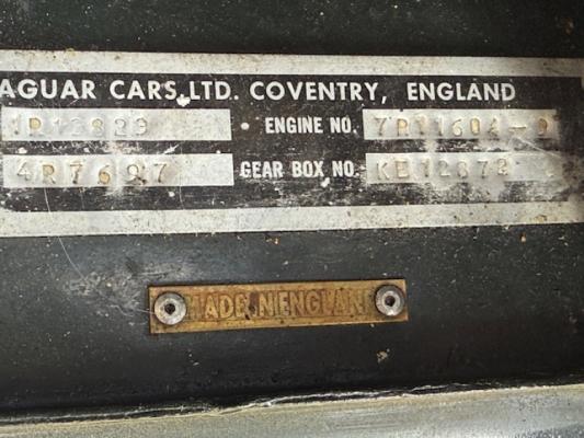 Vehicle Image 34 - 1970 Jaguar E Type Roadster BRG