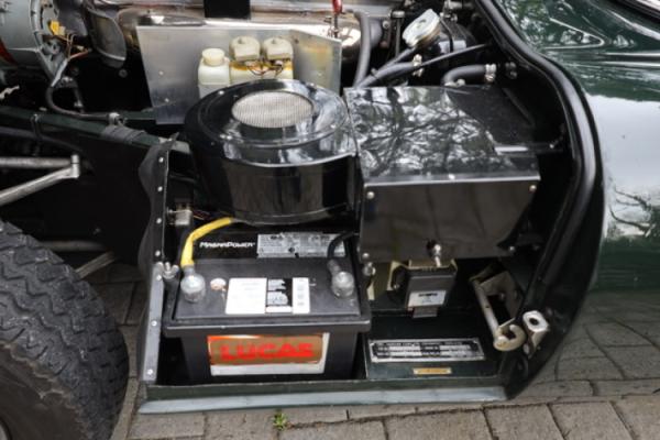 Vehicle Image 38 - 1970 Jaguar E Type Roadster BRG