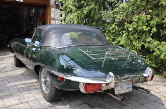 Vehicle Image 4 - 1970 Jaguar E Type Roadster BRG