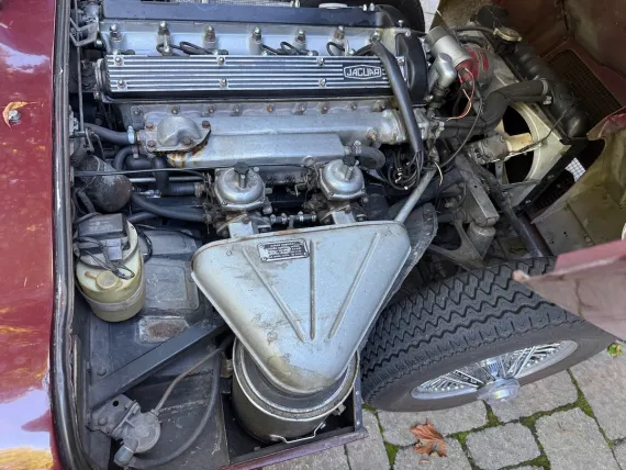 Vehicle Image 8 - 1969 Jaguar E-Type