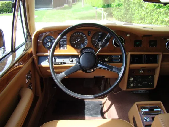 Vehicle Image 12 - 1988 Rolls-Royce Silver Spur