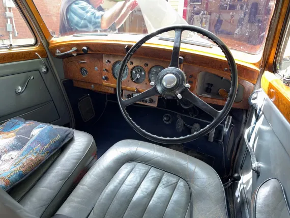 Vehicle Image 13 - 1952 Bentley MKVI
