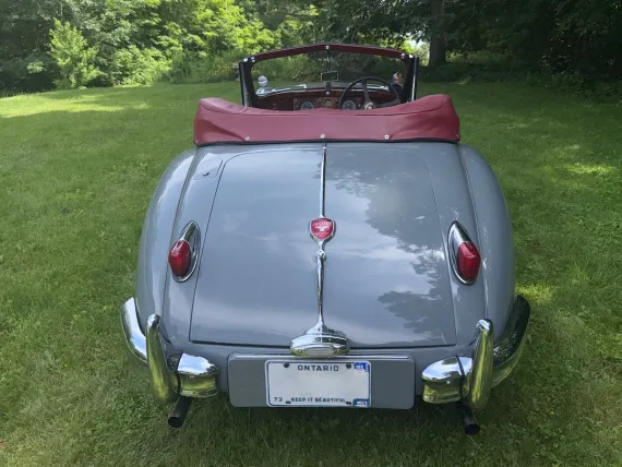 Vehicle Image 14 - 1957 Jaguar XK140 DHC RHD